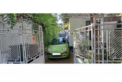 Casă cu 4 camere cu Teren 240 Mp în 1 Mai - 2