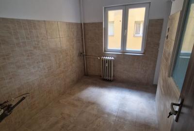 Apartament cu 3 camere decomandat în Pantelimon - 4
