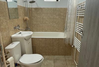 Apartament cu 2 camere în Micro 17 - 2