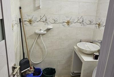 Apartament cu 3 camere decomandat în Deve - 3