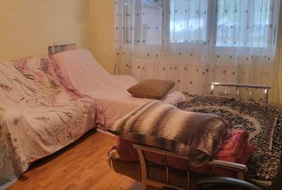 Apartament cu 3 camere decomandat în Sud - 6