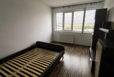Apartament cu 2 camere decomandat în Libertății