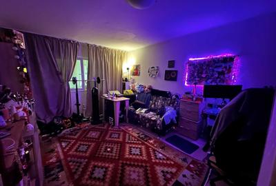 Apartament cu 2 camere decomandat în Nicolina