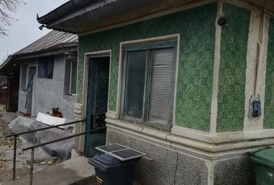 Casă cu 3 camere în Central