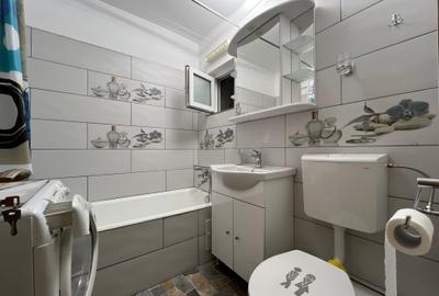 Apartament cu 2 camere semidecomandat în P-ța Victoriei
