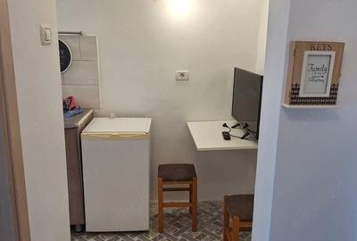 Garsonieră decomandată în UTA - 2