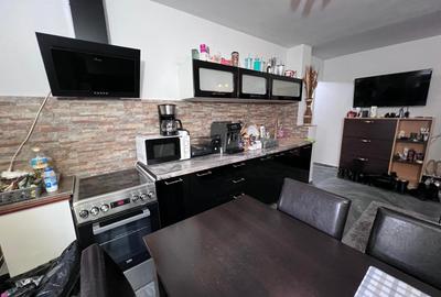 Apartament cu 2 camere decomandat în Gojdu - 4