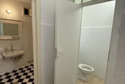 Casă cu 3 camere în Central