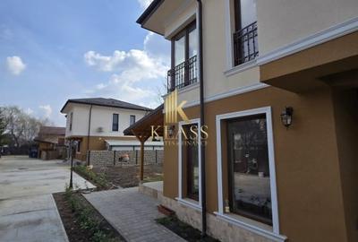 Casă individuală cu 4 camere cu Canalizare în Tunari