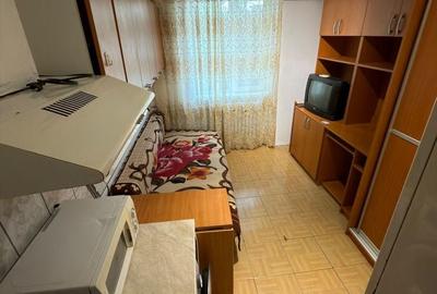 Garsonieră circulară, mobilată în Medicină