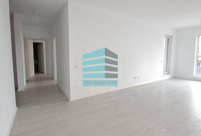 Apartament cu 4 camere decomandat în Titan