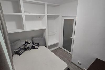 Apartament cu 3 camere semidecomandat în Central - 5