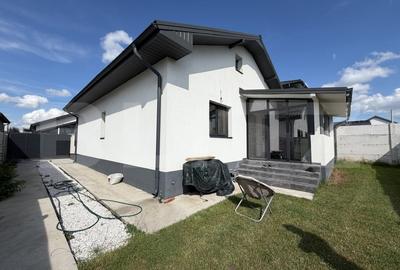 Casă individuală cu 3 camere cu Teren 248 Mp în Exterior Sud