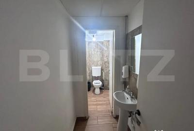 Spațiu comercial, de 63 mp, în Rovine - 2
