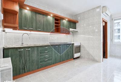 Apartament cu 3 camere în Gara de Nord