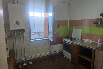 Apartament cu 3 camere decomandat în Tomești - 15