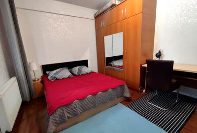Apartament cu 3 camere decomandat, mobilat în Aleea Tudor Neculai