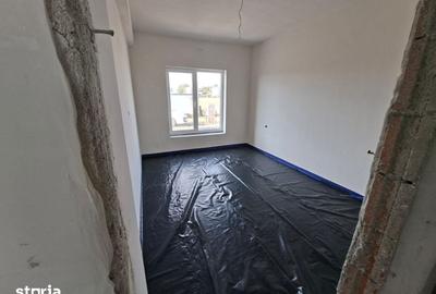 Casă cu 4 camere cu Teren 330 Mp în Berceni
