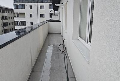Apartament cu 2 camere semidecomandat în Titan