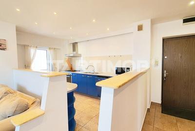 Apartament cu 3 camere decomandat în 13 Decembrie - 24