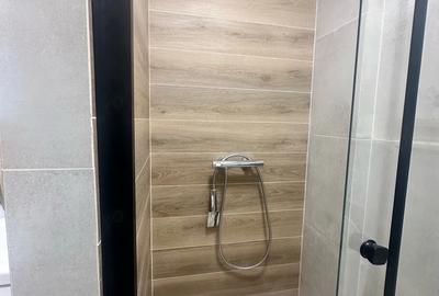 Apartament cu 3 camere decomandat în Aninoasa - 3