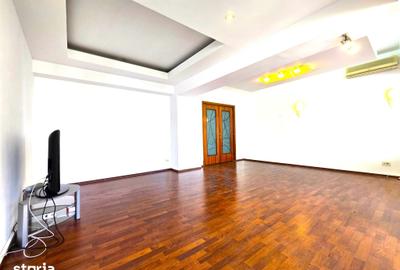 Apartament cu 4 camere în Herăstrău