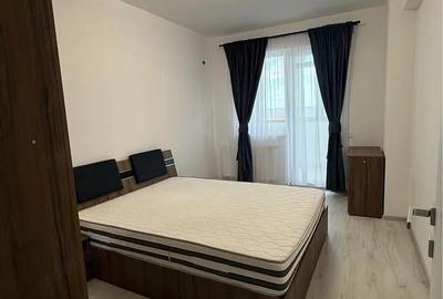 Apartament cu 3 camere decomandat în Berceni - 2