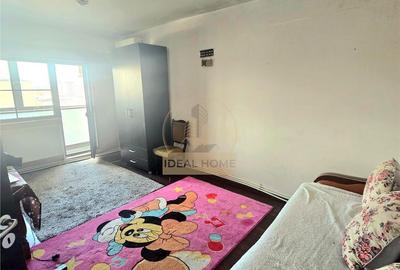 Apartament cu 4 camere în Dacia - 1