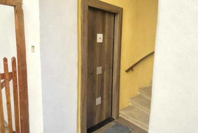 Apartament cu 3 camere semidecomandat în Lotrioara - 2