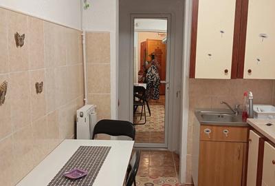 Apartament cu 2 camere decomandat în Central - 2