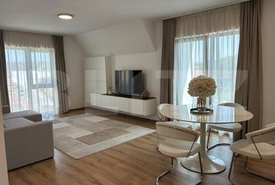 Apartament cu 3 camere decomandat, mobilat în Câmpia Turzii