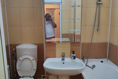 Apartament cu 2 camere decomandat în Exterior Vest