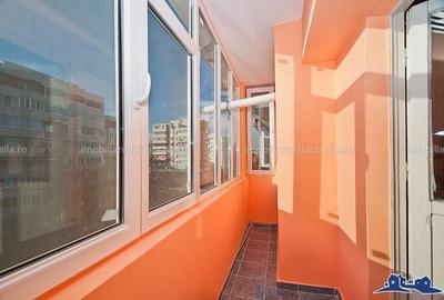 Apartament cu 2 camere decomandat în Piața Centrală - 6