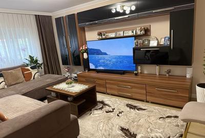 Apartament cu 3 camere decomandat în Central - 3