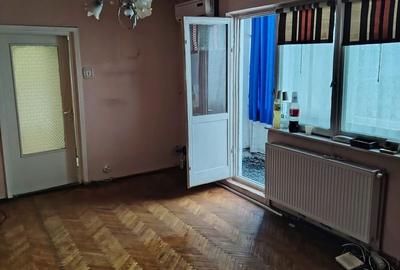 Apartament cu 2 camere semidecomandat în Dacia