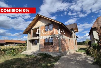 Casă individuală cu 5 camere cu Teren 4334 Mp în Runcu