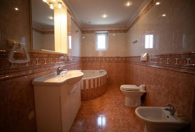 Casă cu 4 camere în Lipovei - 6