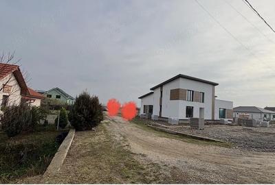 Teren de 700 mp, în Lazuri - 2