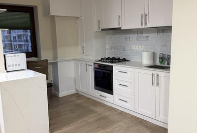 Apartament cu 3 camere decomandat în Drumul Taberei