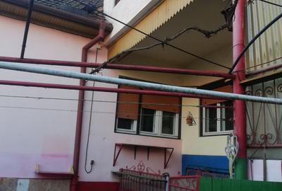 Casă cu 4 camere în Central - 5
