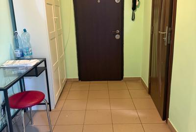 Apartament cu 3 camere decomandat în Drumul Taberei - 8