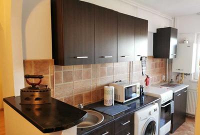 Apartament cu 2 camere decomandat în Calea București - 7