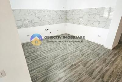 Duplex cu 4 camere cu Canalizare în Calea Romanului - 2