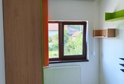 Apartament cu 3 camere semidecomandat în Valea Lupului - 2