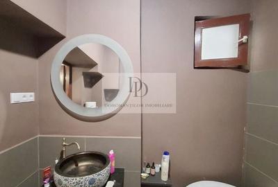 Apartament cu 2 camere semidecomandat, mobilat în Central - 12