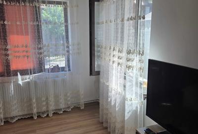 Garsonieră nedecomandată în Central - 1
