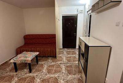 Garsonieră decomandată în Dobroești