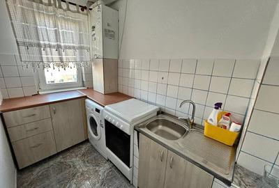 Apartament cu 3 camere semidecomandat în Cetate - 3
