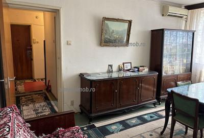Apartament cu 3 camere decomandat, mobilat în Brâncoveanu