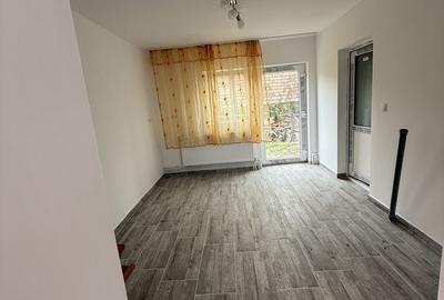 Casă cu 4 camere în Stracoș - 1